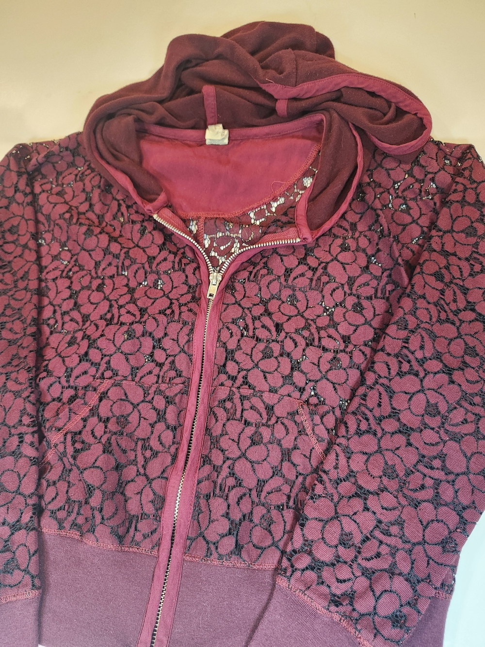 BKE Boutique Sheer Lace Burgundy Long Sleeve Zip Hoodie Sz XS